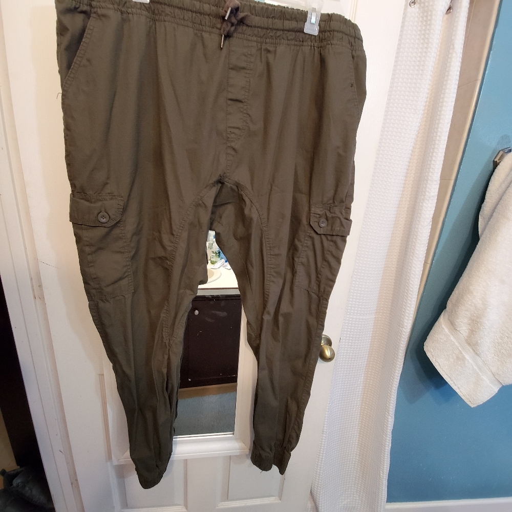 Men's joggers